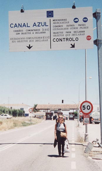 Португало-испанская граница. 
На пол-пути из Лиссабона в Андалузию.